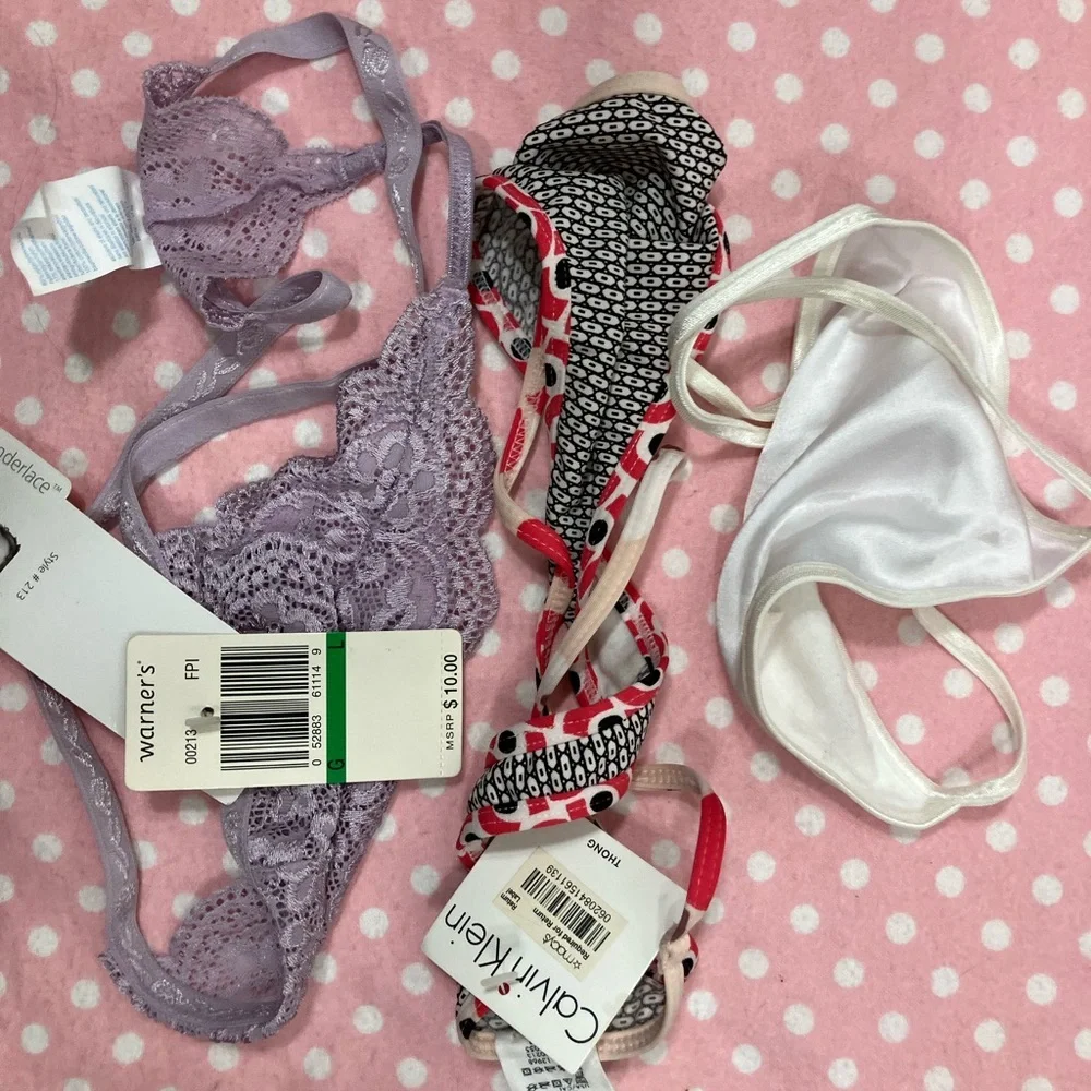 3 Thongs NEW